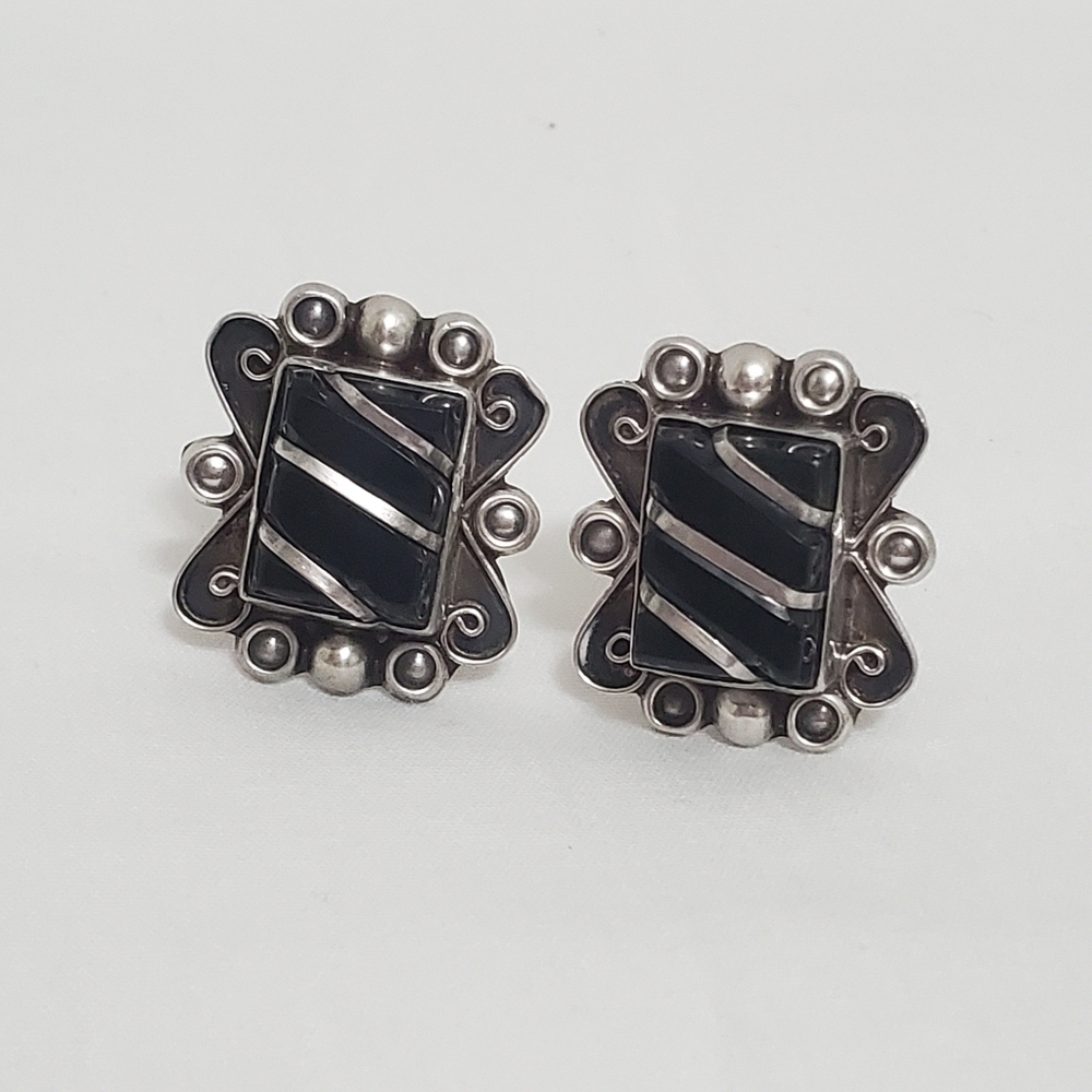 Vintage Alpaca Stamped Sterling Silver & Onyx Screw Back Clip On Earrings